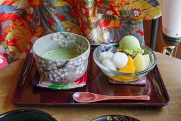 お抹茶とあんみつ（和風スイーツ）