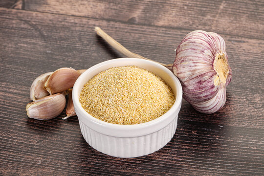 Dry granulated garlic aroma seasoning