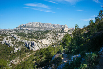 Fototapeta na wymiar Col de Sormiou - Randonnée dans les calanques à Marseille, Bouches-du-Rhône