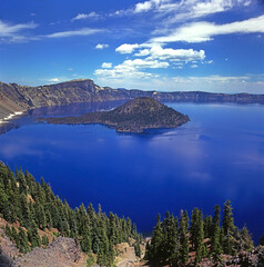 Crater Lake, caldera, Oregon, USA