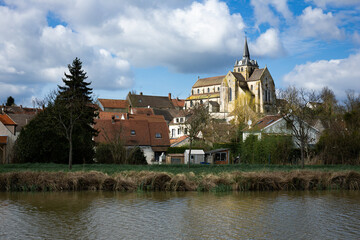 Village de Mareuil-sur-Ourcq, Oise et son église Saint Martin. 