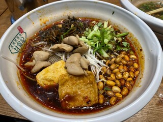 중국 면 요리 페이창펀 곱창 국수