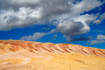 Fototapeta premium The Yellow Rock with its multicolored photogenic pattern und textures in Utah USA