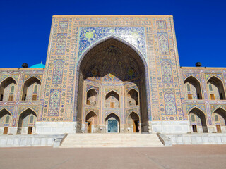 Fototapeta na wymiar Tilla-Kari Mosque, Samarkand, Uzbekistan