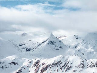 Fototapeta na wymiar Snowy Winter Landscape in the Alps in Austria