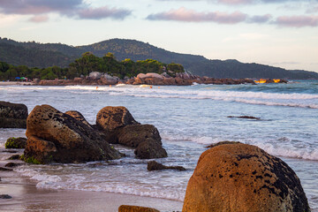 rocha s da praia da  Bananeira   Governador Celso Ramos Santa Catarina Brasil