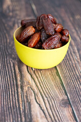 dried dates in bowl ready to serve