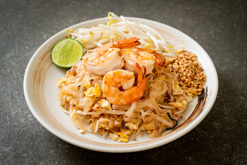 stir-fried noodles with shrimp and sprouts or Pad Thai