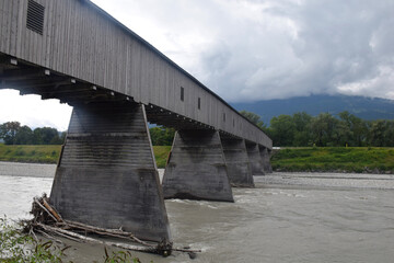 Alte Rheinbrücke Vaduz–Sevelen bridge over Reno river