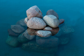 woda kamienie niebieskie