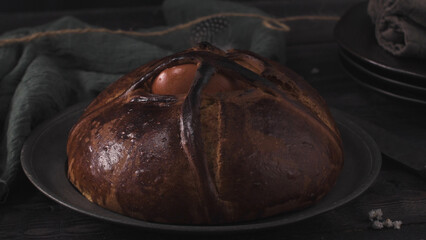 Easter folar with egg