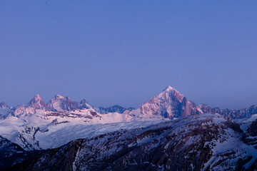 Fototapeta na wymiar Massif du mont blanc