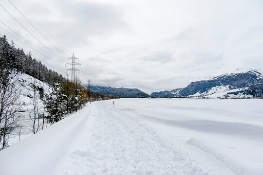 Samedan, Wanderweg, Winterlandschaft, Flaz, Fluss, Oberengadin, Langlauf, Langlaufloipe, Inn, Inntal,  Alpen, Graub&uuml;nden, Winter, Schweiz