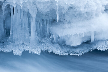 Glace et stalactite 