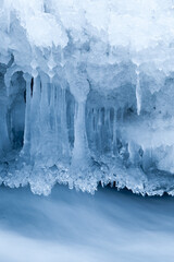 Glace et stalactite 