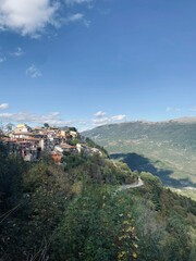 Fototapeta premium Paese in lontananza