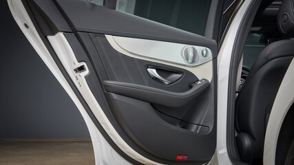 Drivers side door open