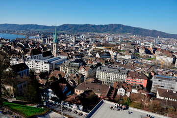 Die Aussicht über die Altstadt von Zürich von der ETH-Lounge. The panoramic view of the old town of Zürich-City from the ETH-lounge