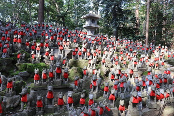 豊川稲荷、霊狐塚