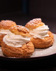 Pâtisserie Française - Choux à la crème