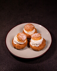 Pâtisserie Française - Choux à la crème