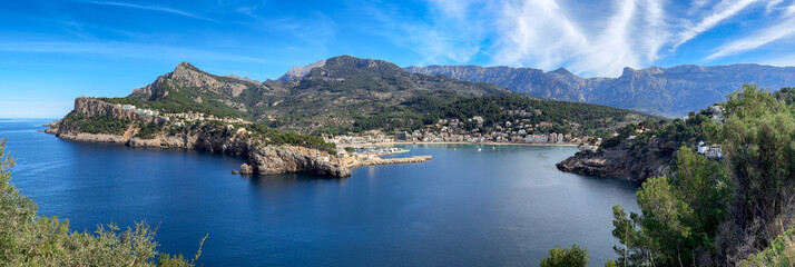 Fototapeta na wymiar Panorama of Port de soller, Mallorca