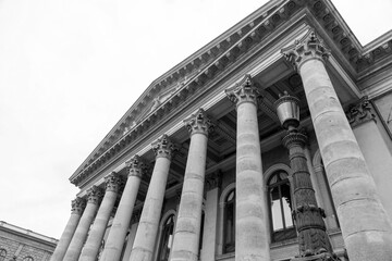 Fototapeta premium Bavarian National Theather and Opera building at the Max Joseph Square in Munich, Germany