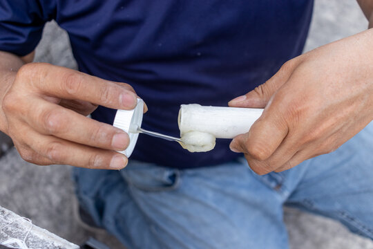 sealing a pvc tube pipe for installation of water tank tinaco