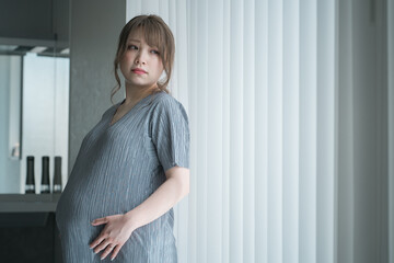 妊娠後期の妊婦（マタニティーブルー・不安・心配・怖い・恐怖）

