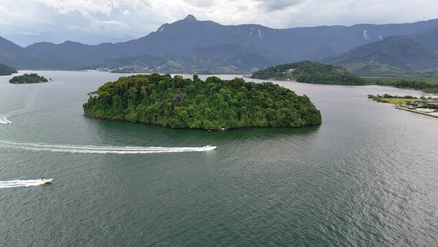 Praias, Cidades, barcos, pessoas, Rios, Praias, Ilhas, Drone, DJI, Fotografia, Filmes, A&eacute;reo, A&eacute;reoVis&atilde;o. 