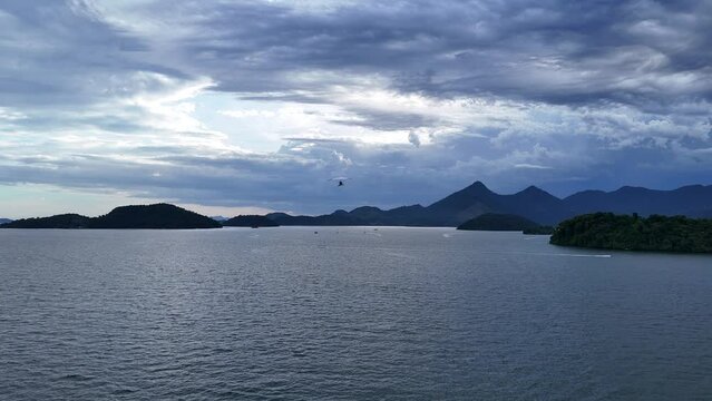 Praias, Cidades, barcos, pessoas, Rios, Praias, Ilhas, Drone, DJI, Fotografia, Filmes, A&eacute;reo, A&eacute;reoVis&atilde;o. 