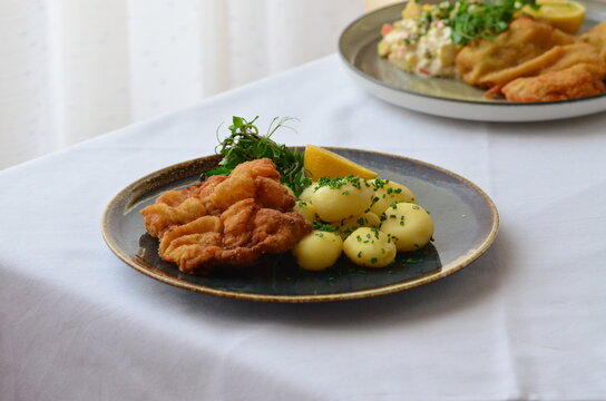 fried chicken schnitzel, food background, serving food, rustic plate, restaurant menu 
