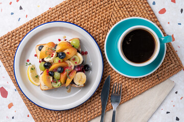 Cafe, coffee, egg, bacon, sandwich, toast, fruit, vegetable, clam chowder, soup, bread, cream, latte, sweet pumpkin, chalice, crumble, black sesame, latte, gingerblanc,