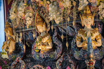 Fototapeta premium Wat Rong Suea Ten or The Blue Temple is the most famous landmark, Chiang Rai, Thailand 