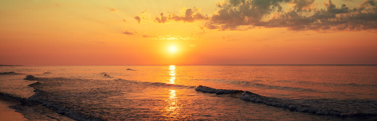 Seascape in the early morning. Sunrise over the sea. Nature landscape. Horizontal banner - 762204483