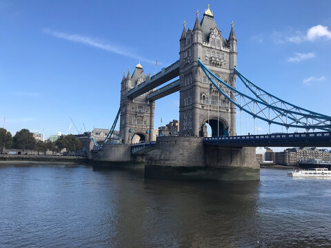 tower bridge