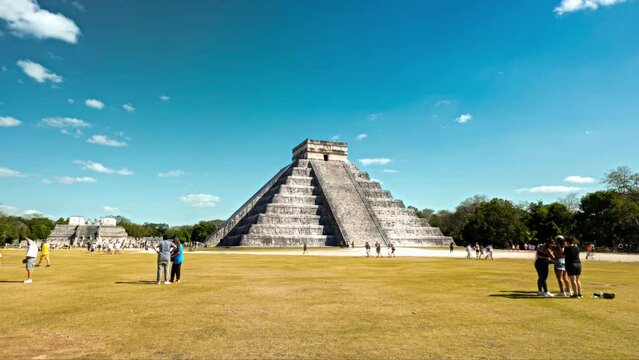 Chichen Itza Mayan Pyramids UNESCO Heritage Mexico Hyperlapse