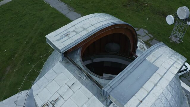 An aerial shot of the observatory in the mountains in summer. Special astrophysical observatory. Methods and instruments for astrophysical research.