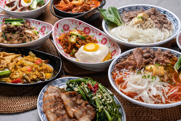 Thai style, fried rice, pad thai, kung, shrimp, tom yum , kram, pork, rice topped with rice, fried eggs, beef, rice noodles, pod see , Udon tani, kuwei, tai fox morning glory, pork belly
