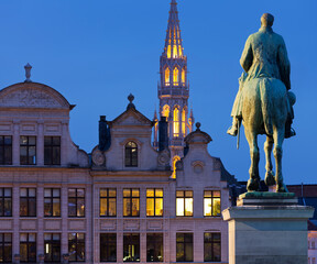 Belgien, Brüssel, Jardin du Mont des Arts, Statue du roi Albert, Place de L'Albertine,