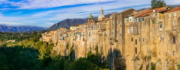 Foto op Aluminium Beautiful italian villages. Sant'agata de Goti -impressive medieval town on the rock . Italy,Campania. © Freesurf