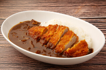 カツカレー