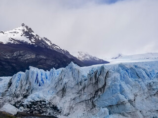 Fototapeta na wymiar glaciar argentina paisaje