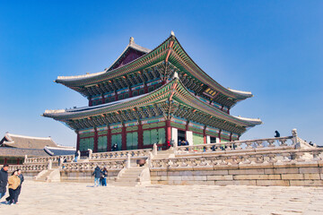 Fototapeta premium Seoul , South Korea - March 01,2024 : Winter at Gyeongbokgung Palace best landmark in Seoul,South Korea