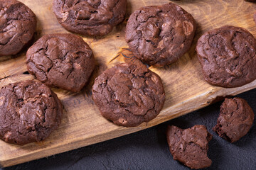 Group of homemade american chocolate cookies - obrazy, fototapety, plakaty