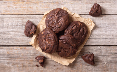 Group of homemade american chocolate cookies - 762723676