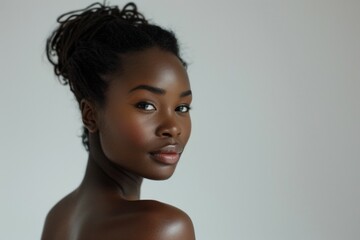 A woman with a dark complexion - obrazy, fototapety, plakaty