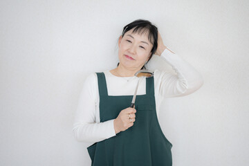 無言の中高年女性