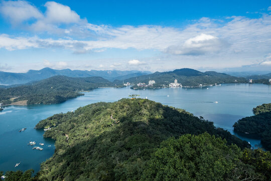 View of Sun Moon Lake from Ci&rsquo;en Pagoda, Taiwan