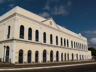 Fototapeta premium Facade of the neoclassical architecture building that houses the Casa do Maranhão museum, in northeastern Brazil